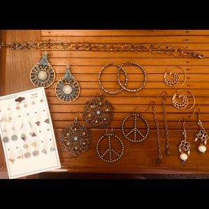 Lot of boho vintage jewelry